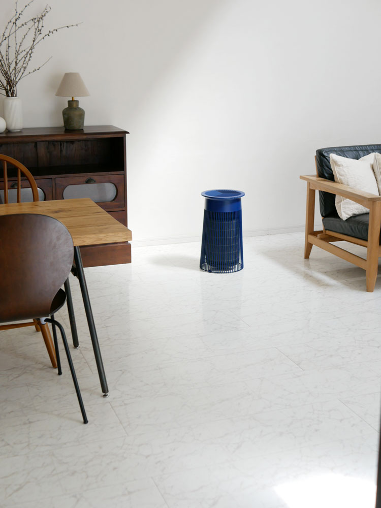 ±0ブランドの空気清浄機 C030の画像