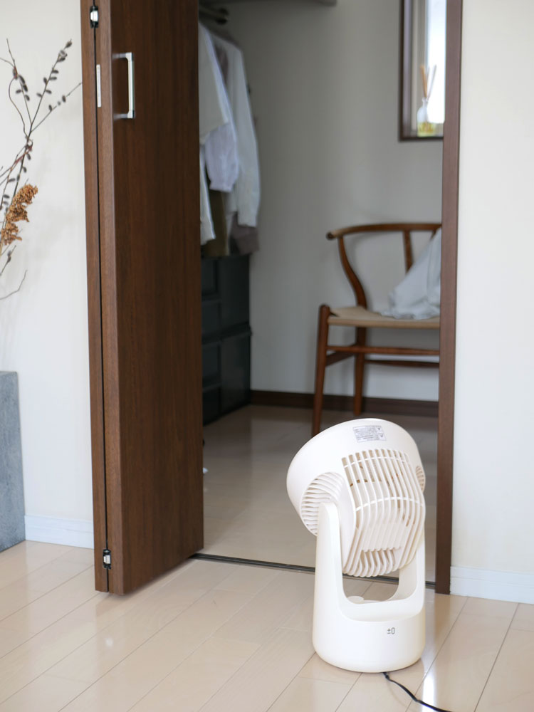 ±０ DCサーキュレーター B320本体