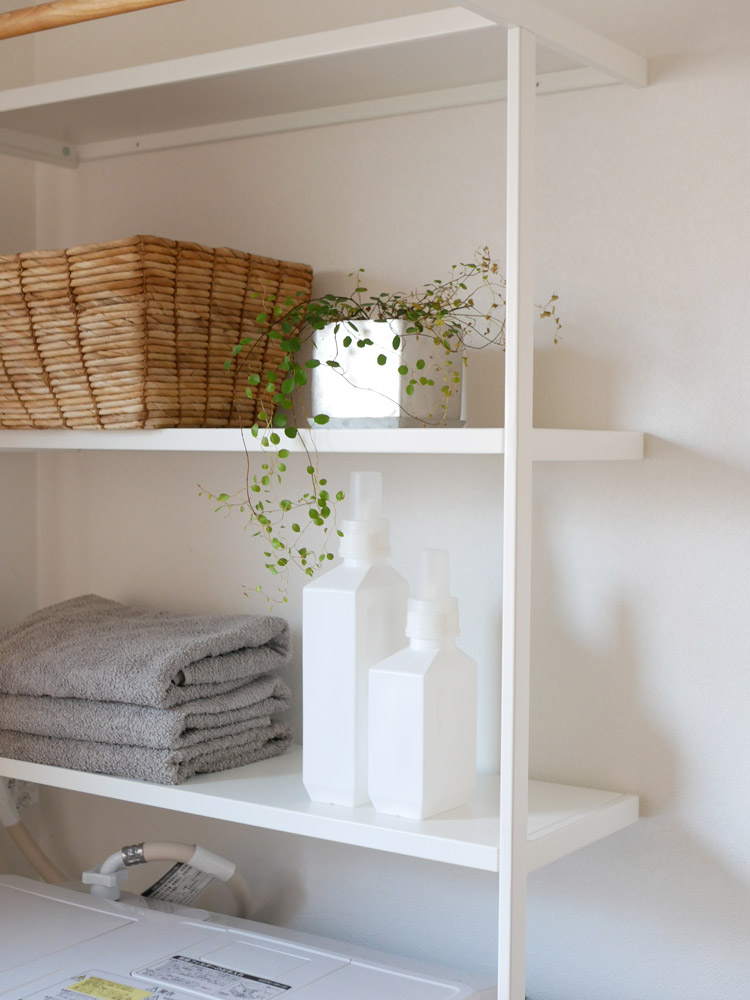 sarasa designのb2cランドリーボトル、1000ml容量、HDPE製本体とPP製キャップを備えた洗濯洗剤用容器