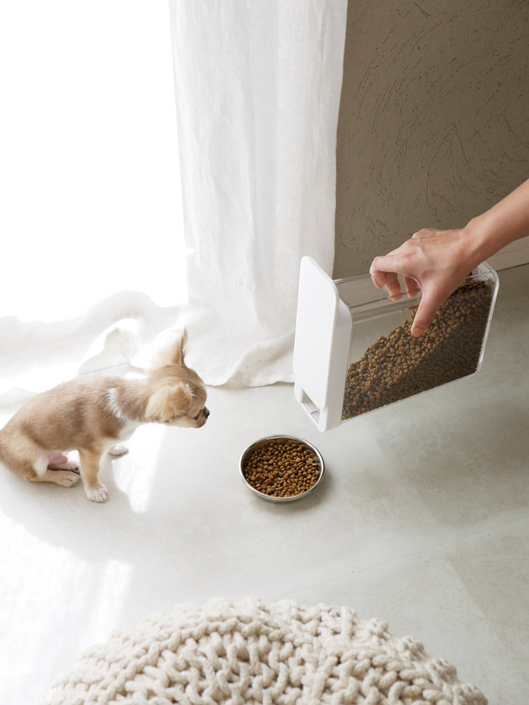 タワーYamazaki製ドライフードストッカー