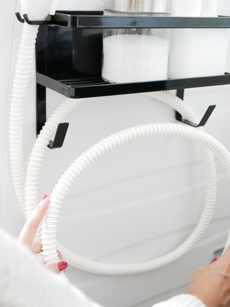 ホースホルダー付き洗濯機横用マグネットラック