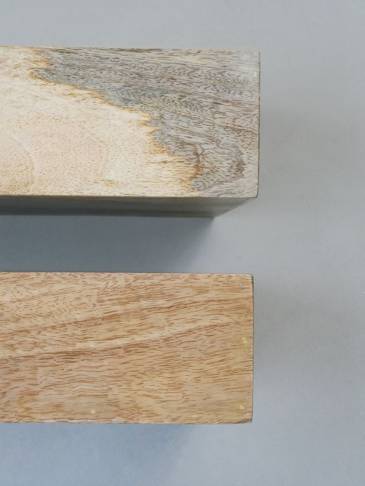 木製本体とアイアン蓋のPOSHリビングティッシュケース