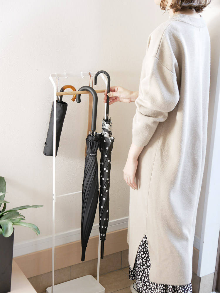 Yamazaki製の塔型引っ掛けアンブレラスタンド