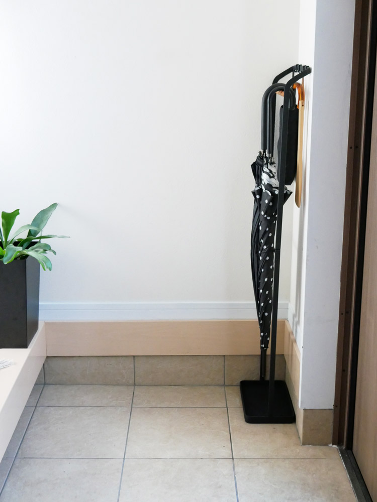 Yamazakiのタワー型引掛け傘立て