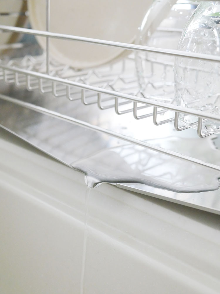 UtaUブランドのステンレス水切りラック