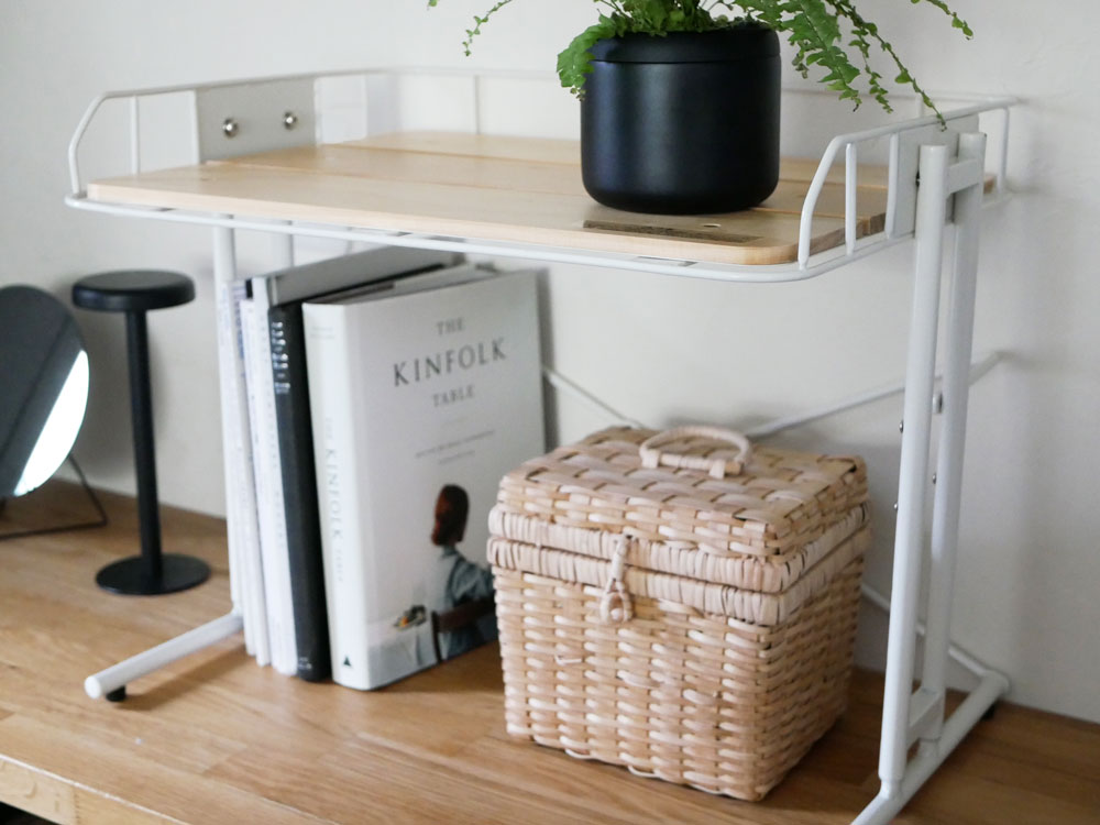 BY CAGEのマイクロウェーブラック収納棚