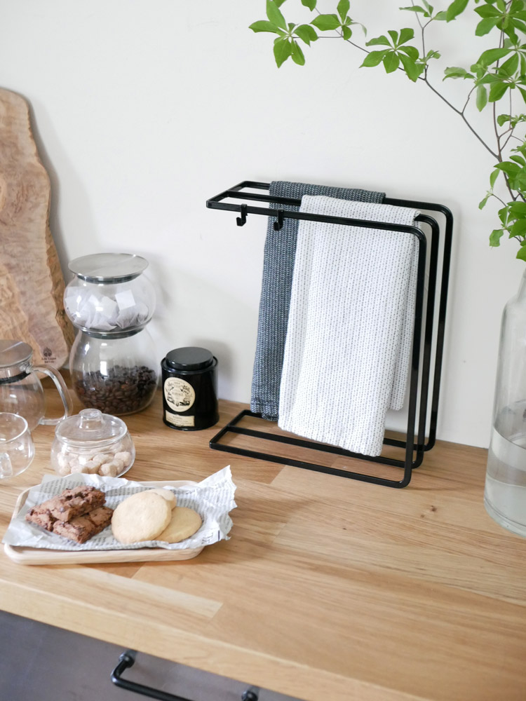 YAMAZAKI製タワー型スチール布巾ハンガー