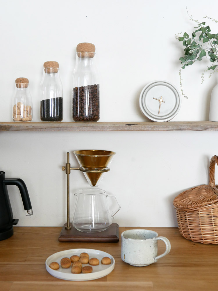 KINTOの透明ガラスキャニスターとコルク蓋