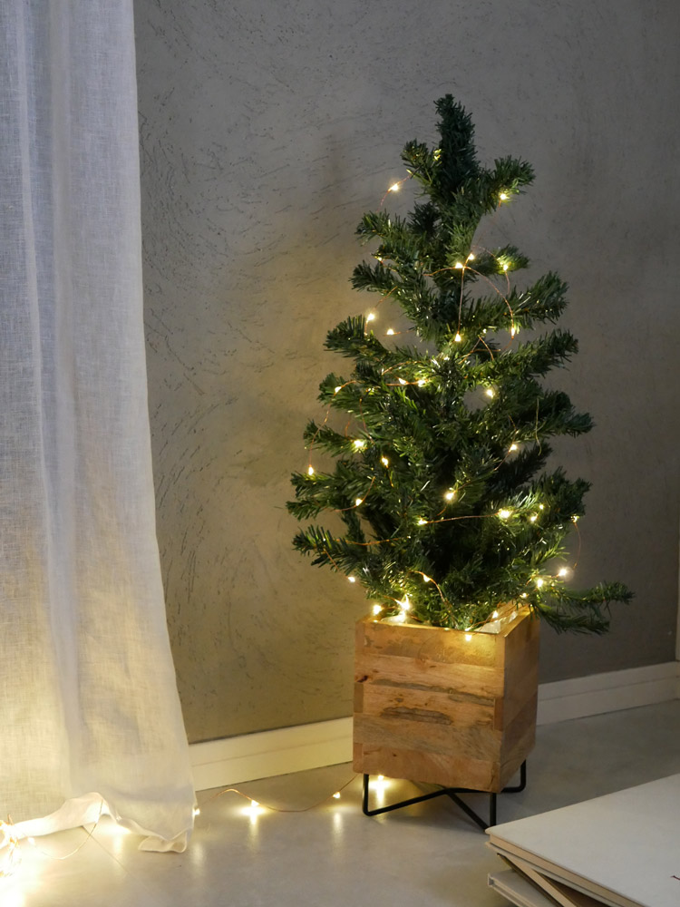 Horn Please製LEDワイヤーライトブリンク、1.5mと10mの長さで8段階の点灯・点滅が調節可能な装飾用ライト