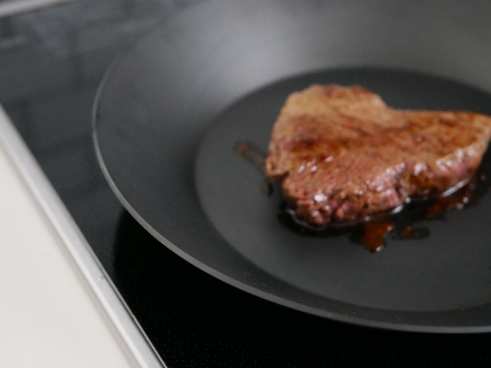 あやせものづくり研究会の鉄製テツパン