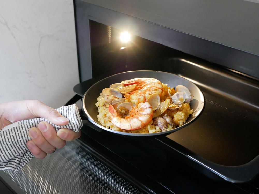 あやせものづくり研究会の鉄フライパン