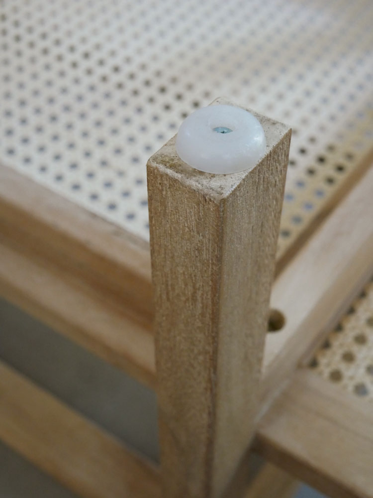 幅100cmのサンフラワーラタンとチーク無垢材製センターテーブル