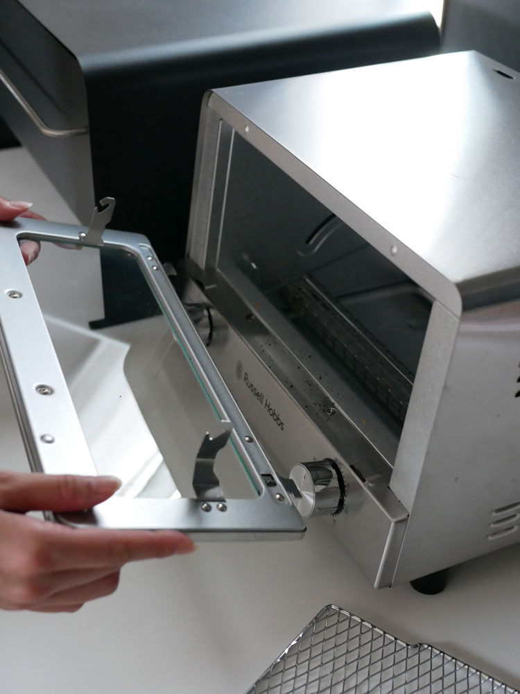 ラッセルホブスのステンレスオーブントースター