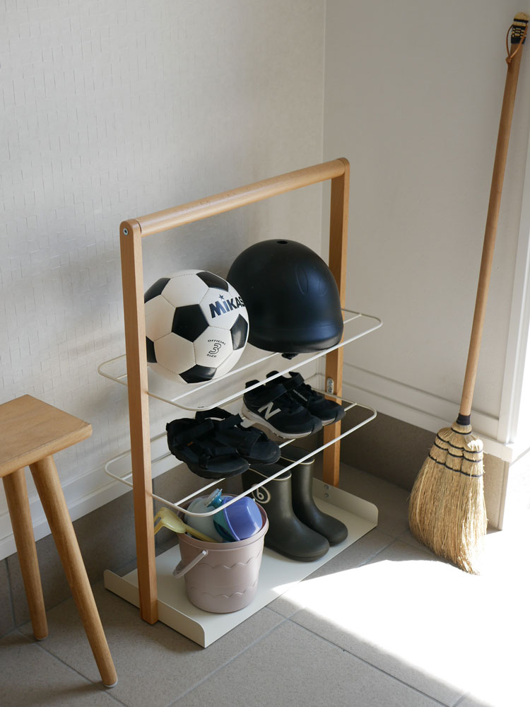 白色のマッシュ リヴ エントランスラック