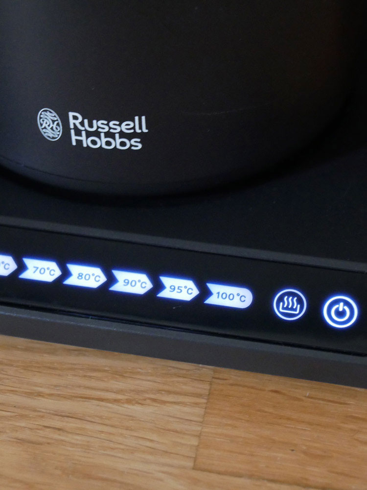 Russell Hobbsのステンレス電気ケトル