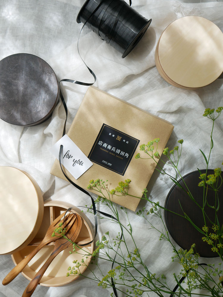 角田清兵衛商店製仕切り付き木製おひつ弁当箱