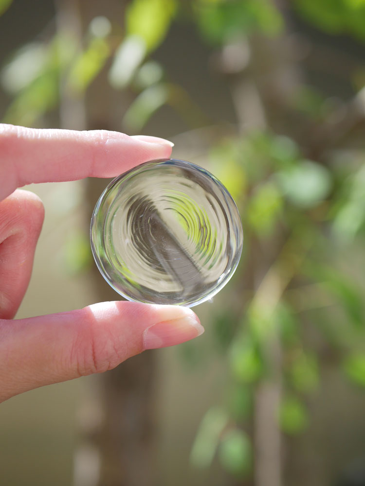 スガハラ製ガラスのはしおき5個セット、桐箱入り。丸サイズ40mmと花サイズ50mm、カラーはクリア2色、フォレスト、タン、インディゴ