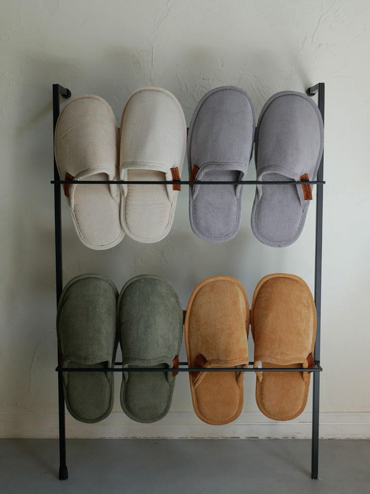 ダルトンのベージュコーデュロイスリッパ