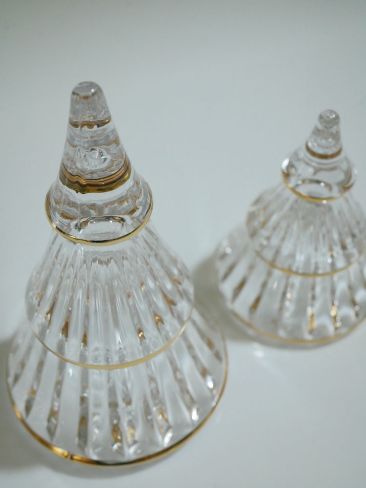 HOLMEGAARDの型押し塗装ガラスクリスマスツリー