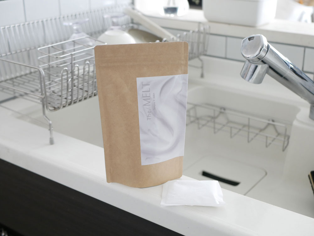 FUJIEI排水口クリーナー The MELTのパッケージ