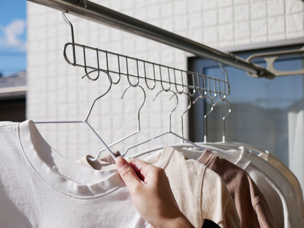 下村企販の18-8ステンレス製10連ハンガー