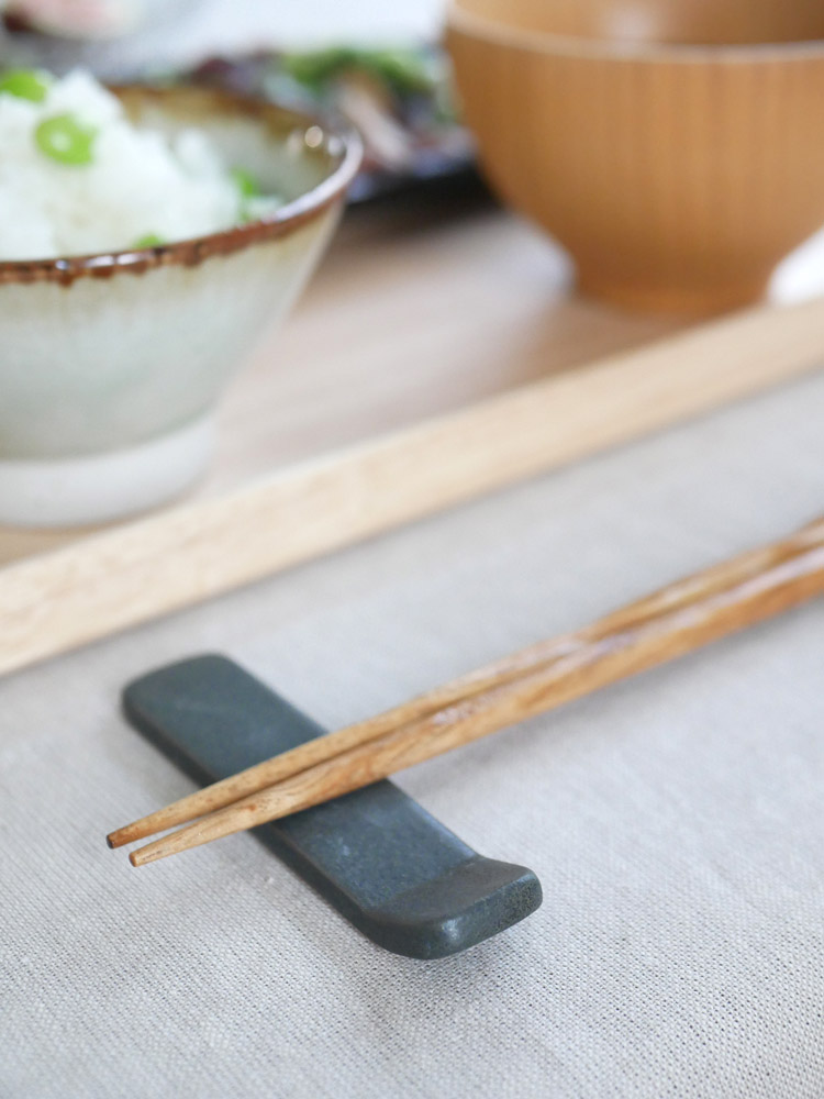 sarasa design×イブキクラフトの陶器製カトラリーレスト