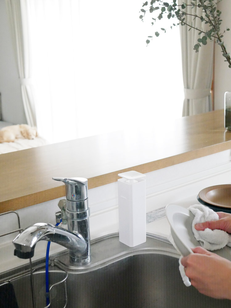 タワーの片手用ポンプディスペンサー