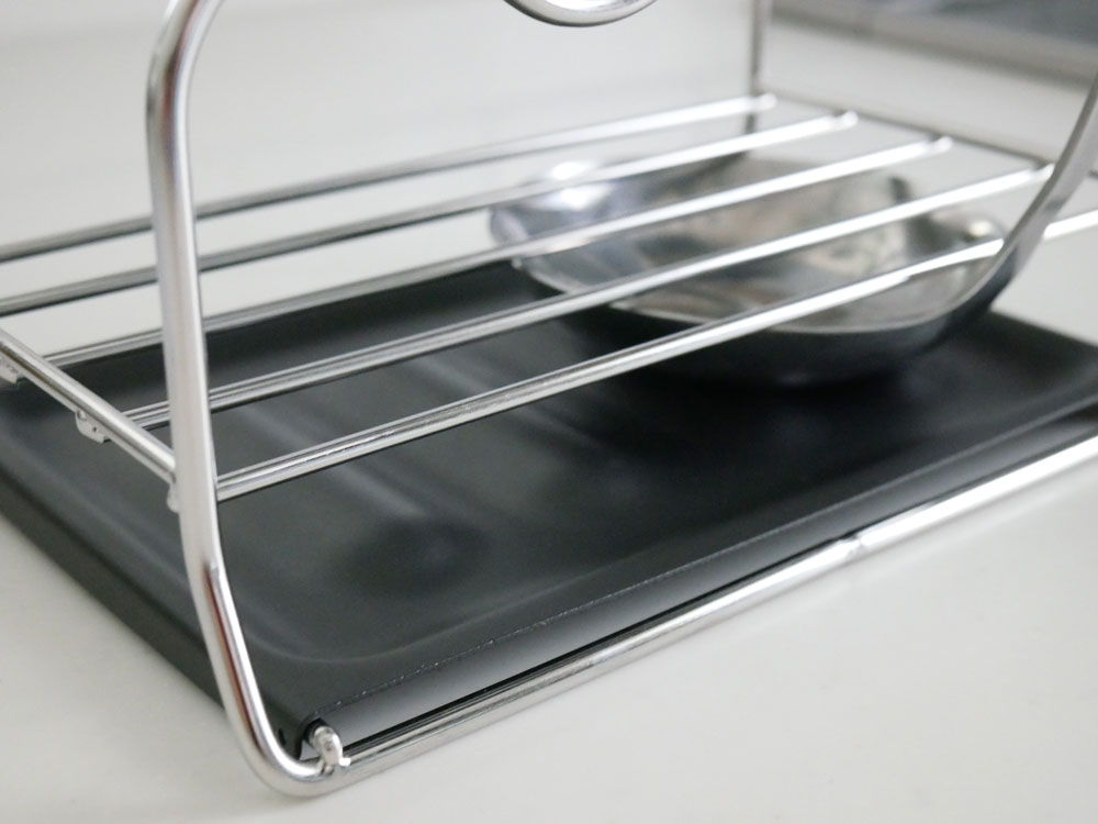 UtaUマルチスタンド。ステンレス製のキッチン用品スタンド