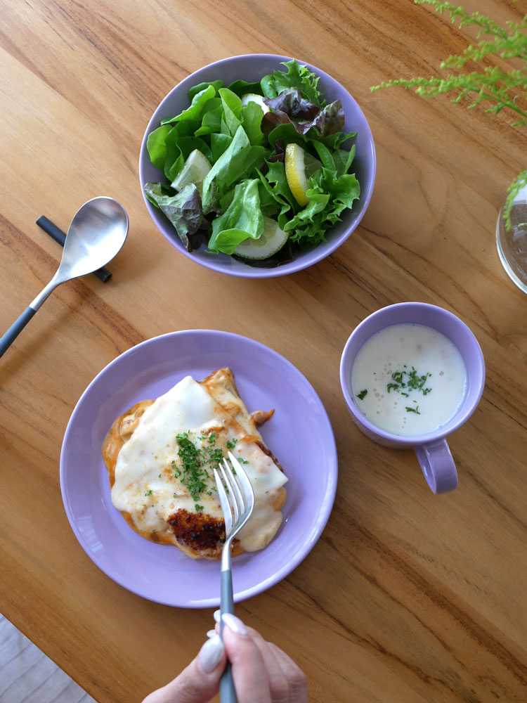 イッタラのティーマ白プレート