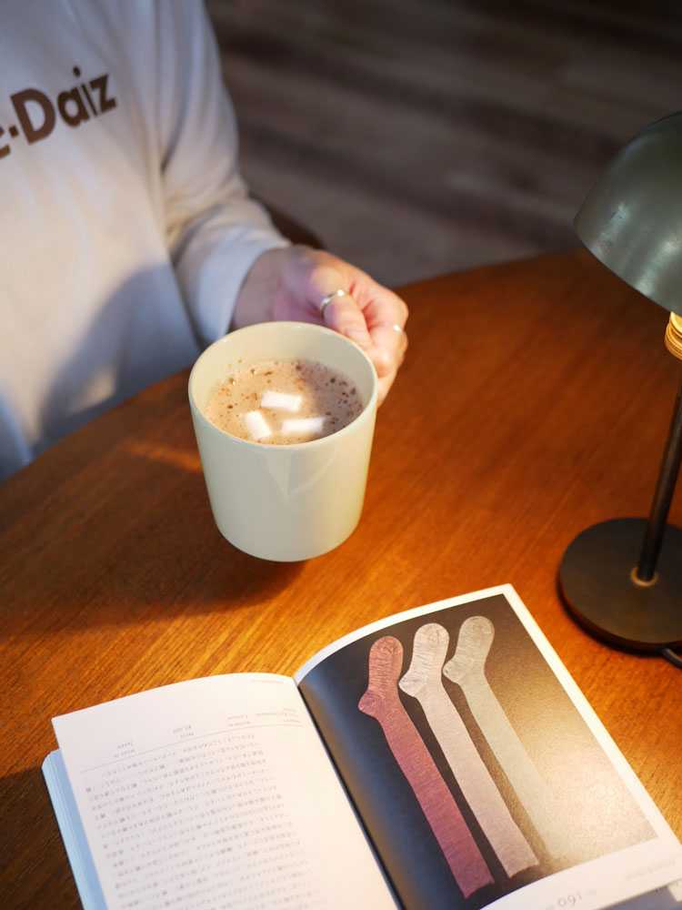 イッタラティーマグの磁器製カップ