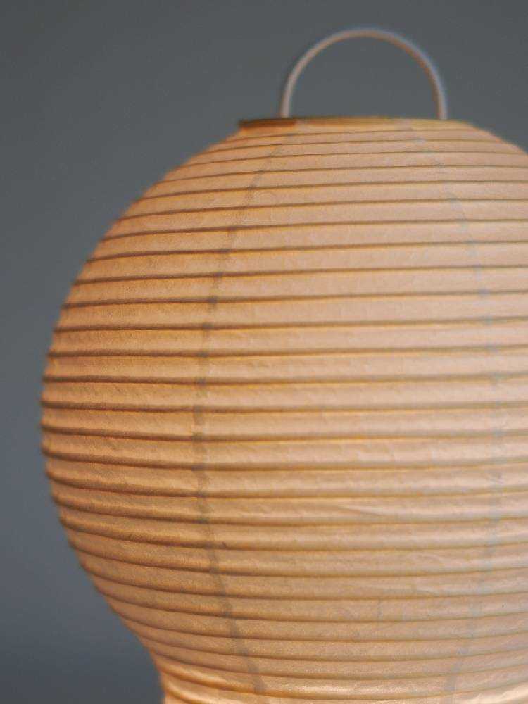 オレンジ色の和紙ランタン型ポータブルランプ