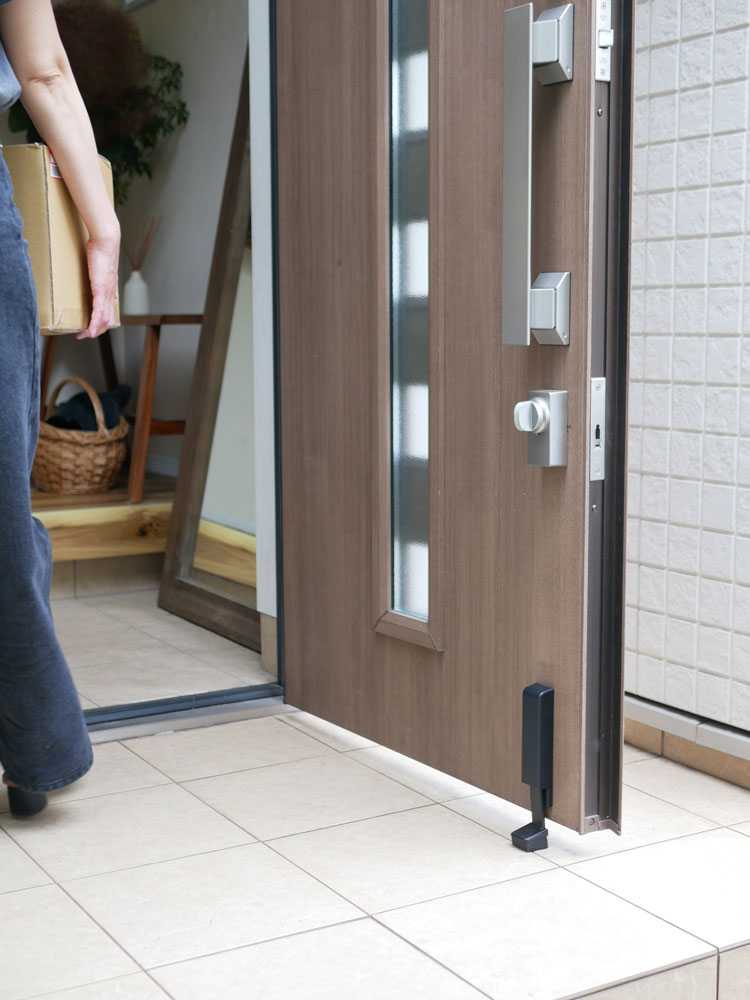 marna製アルミマグネットドアストッパー