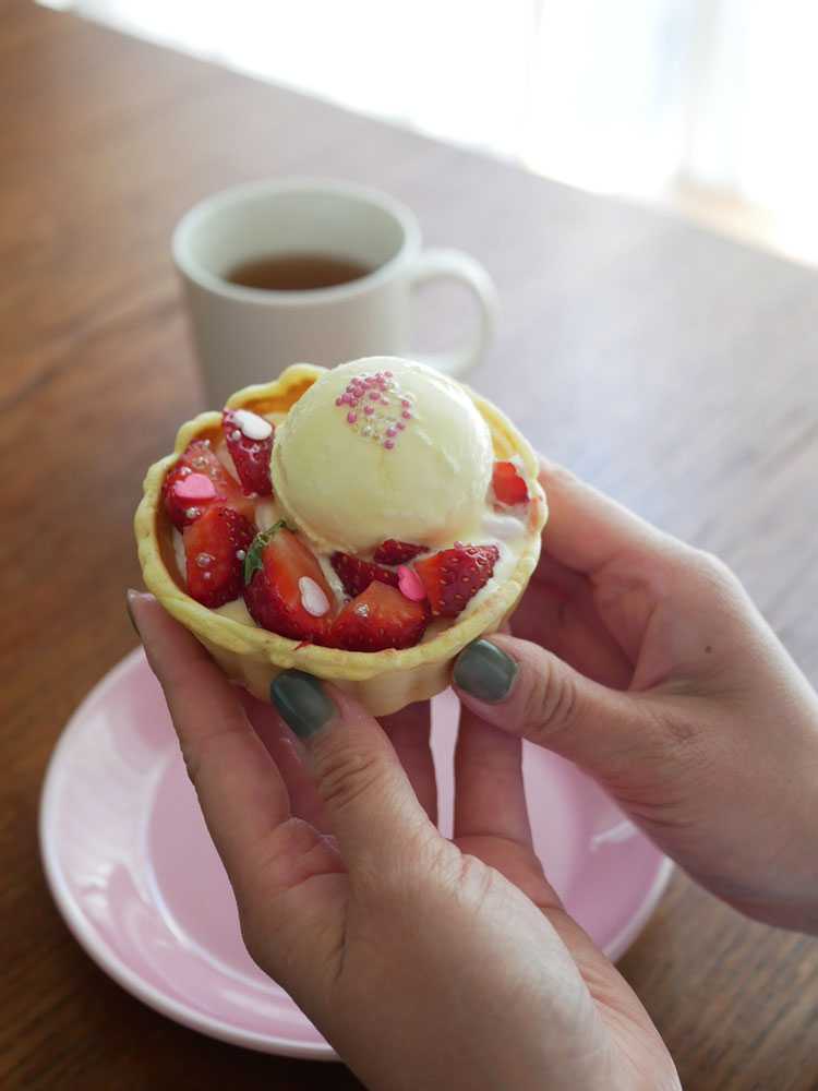 Toffy食べられる器メーカーのミルキーホワイト食器