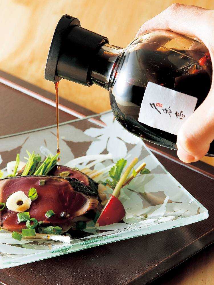 椎茸醤油の素の商品パッケージ