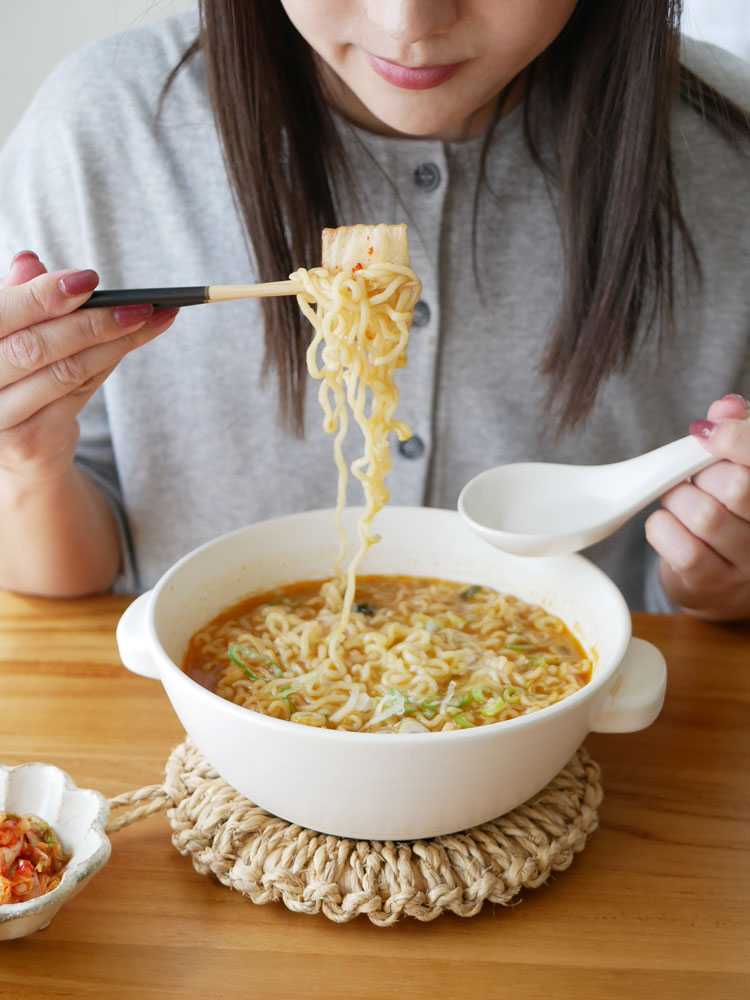 かもしか道具店の直火ラーメン鍋で調理された中華そば