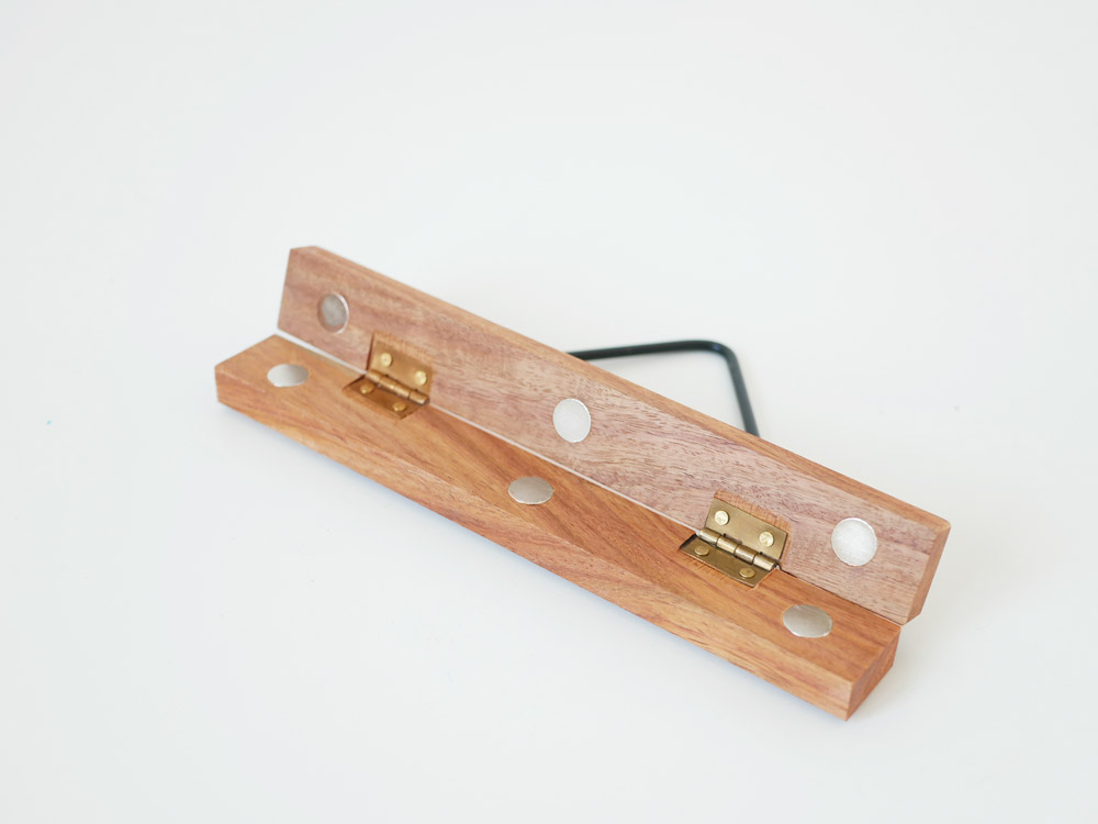 Horn Please Wood バインドホルダー M 公式 インテリア雑貨の総合通販 ひなたライフ アプリnew Openキャンペーン実施中