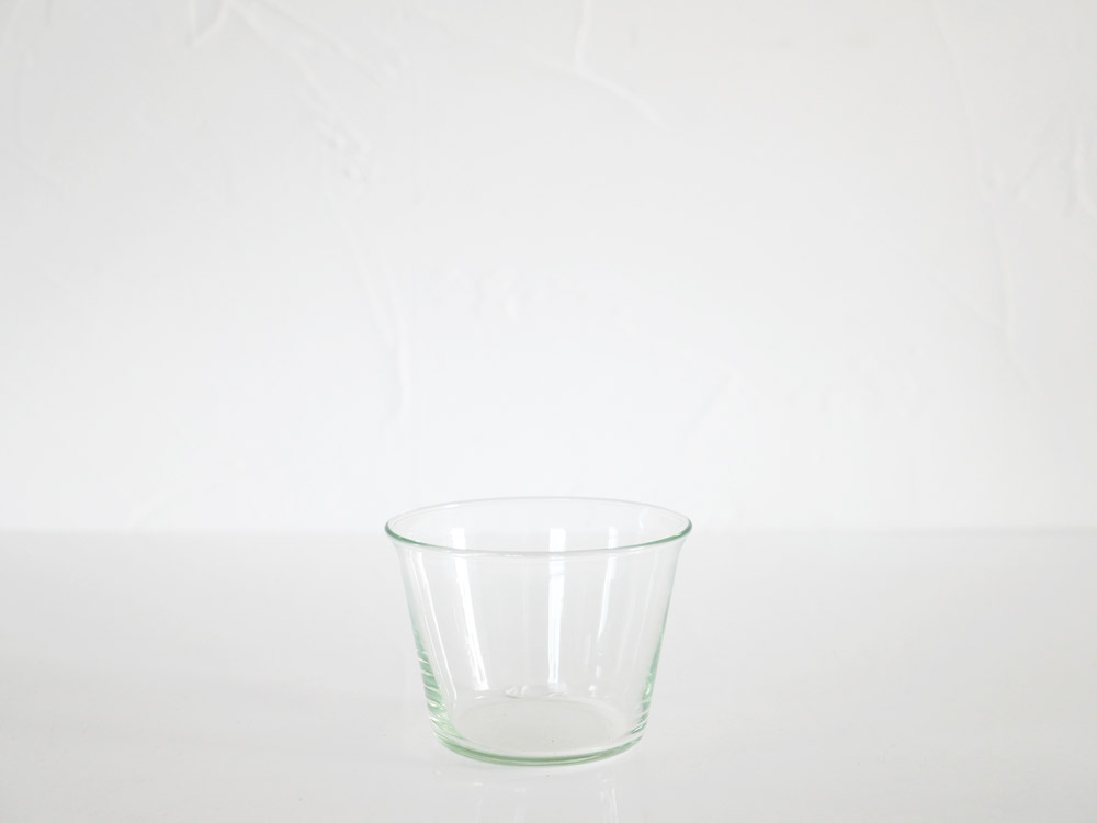 Horn Please製の透明なリニューズガラスボウル