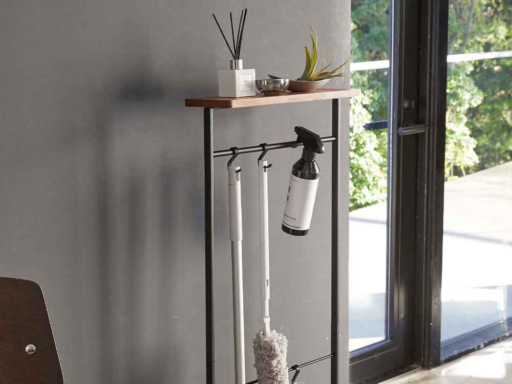 YAMAZAKI/towerの天板引っ掛け傘立て