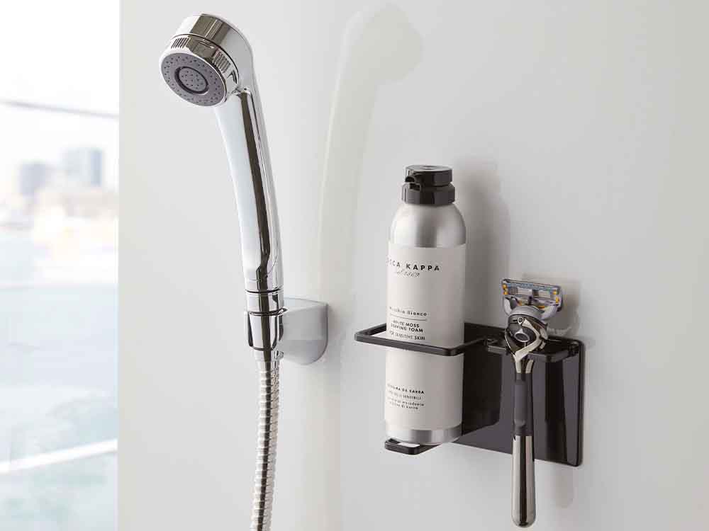 YAMAZAKI/tower マグネット式バスルームシェイバーとホルダー