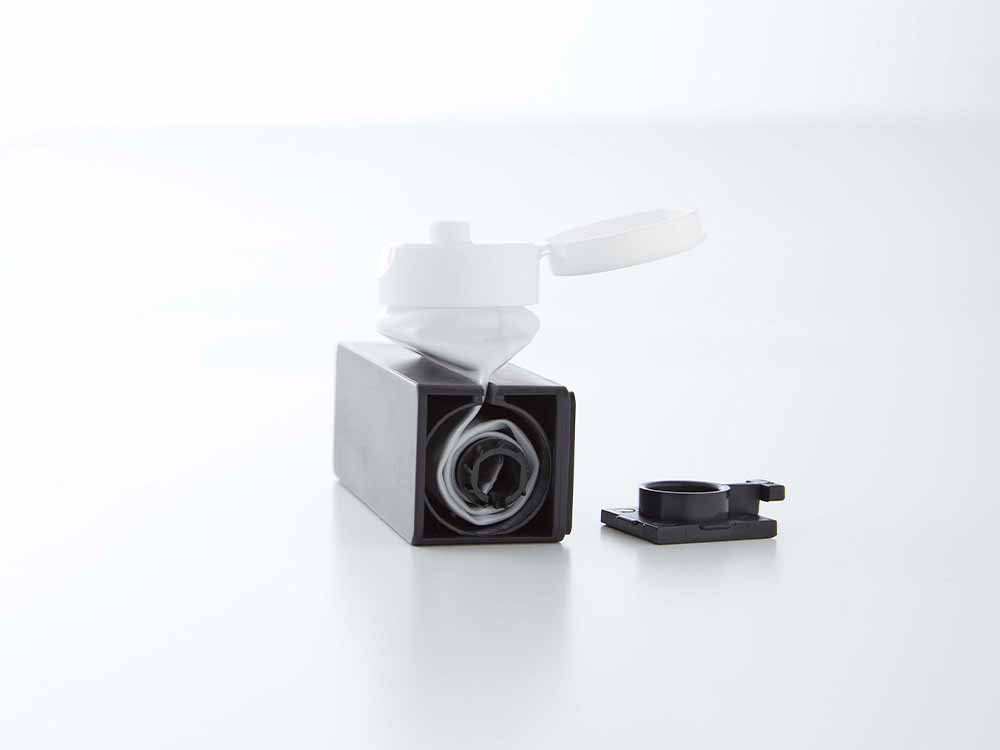 タワー製マグネット歯磨き粉チューブホルダー