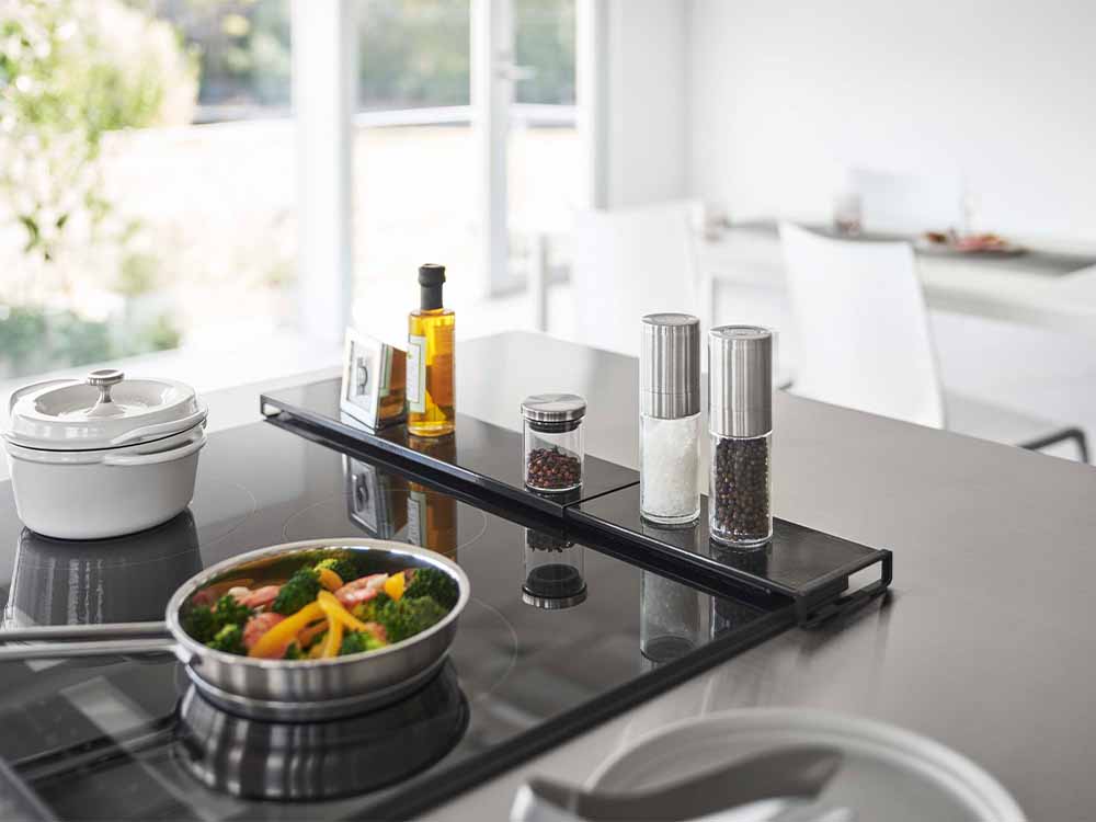 タワー製フラットタイプ伸縮排気口カバー