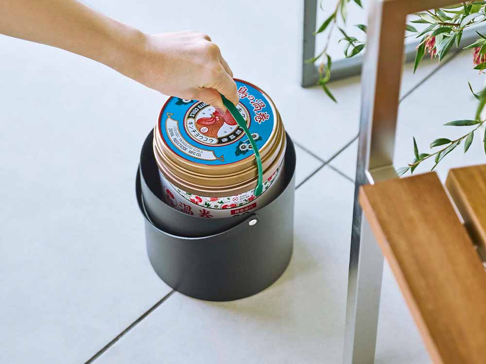 タワー製蚊取り線香収納ポットの画像