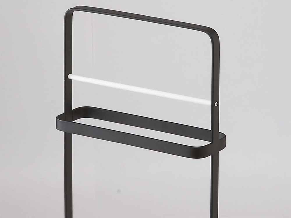 Yamazaki製タワースチールスリッパラック