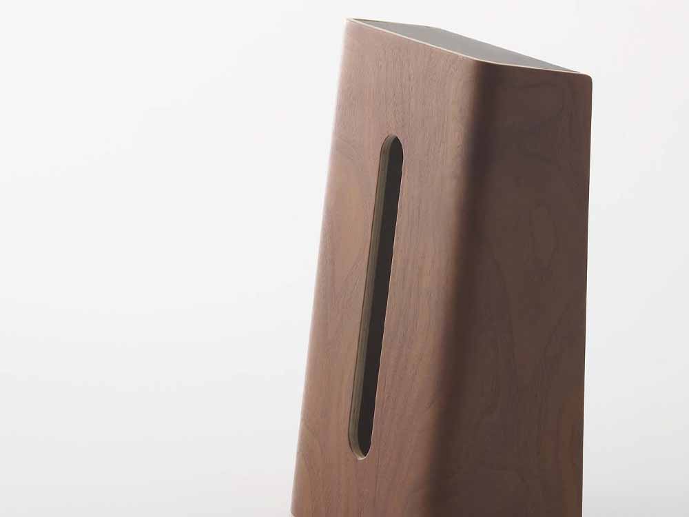 Yamazaki/RIN製の天然木とスチールのティッシュケース