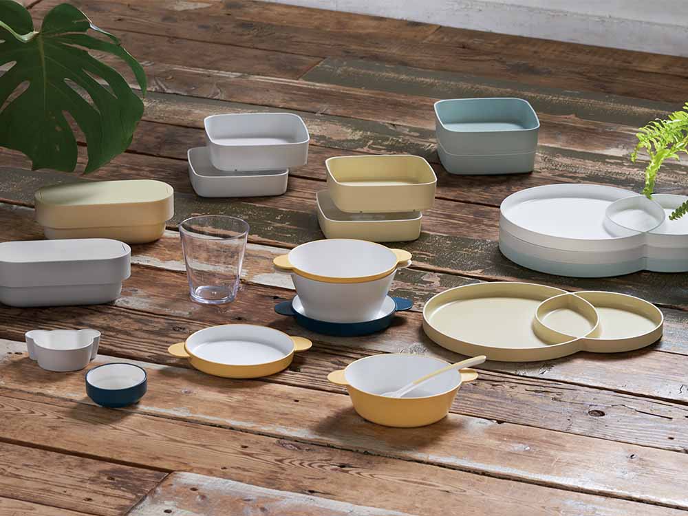 【tak./タック】の合成漆器モーニングプレート