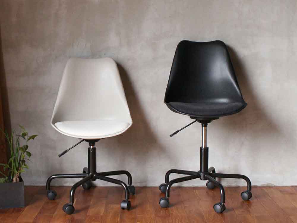 グレーとアイボリーのNO-FPキャスターチェア