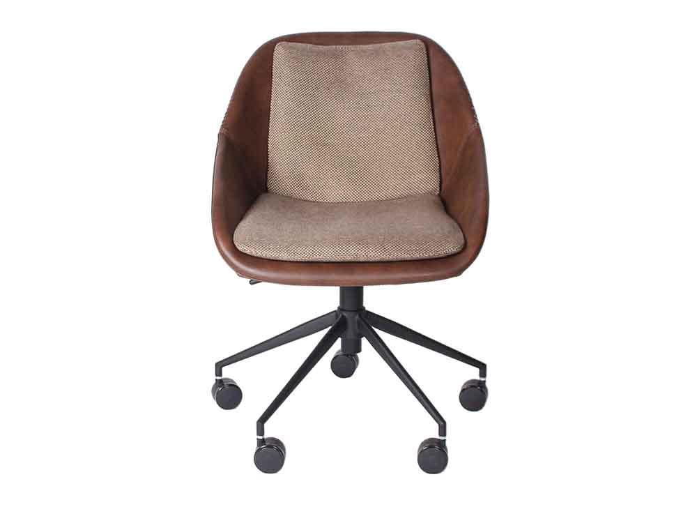 a.depeche PUNISHオフィスチェアの写真