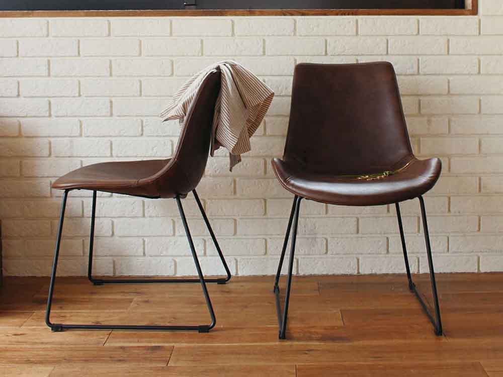 アデペシュ PUNISH ライトブラウンウィングチェア