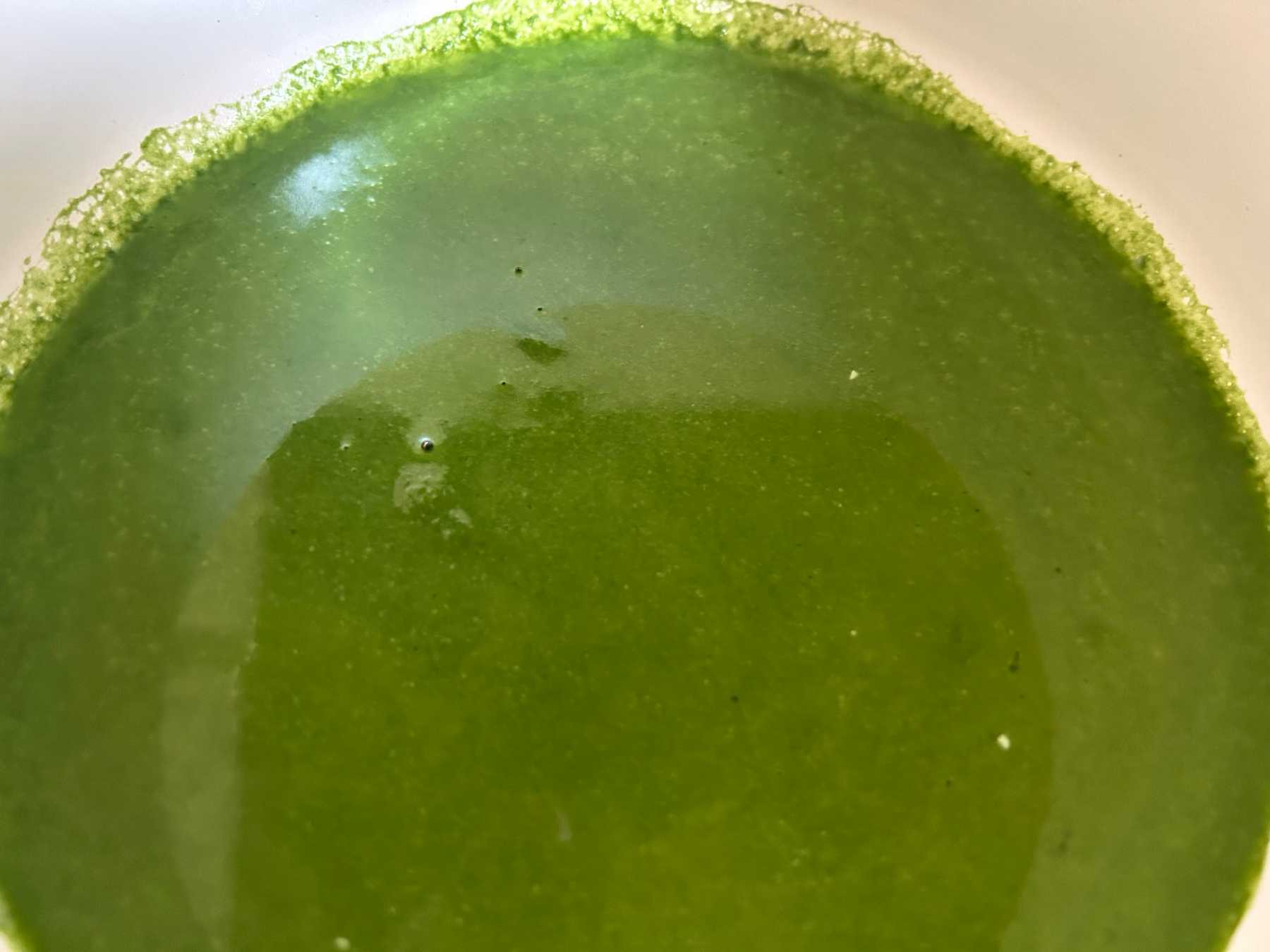 豚肩ロースのロースト　ほうれん草のピュレ　きのこクリームソースの作り方5の画像