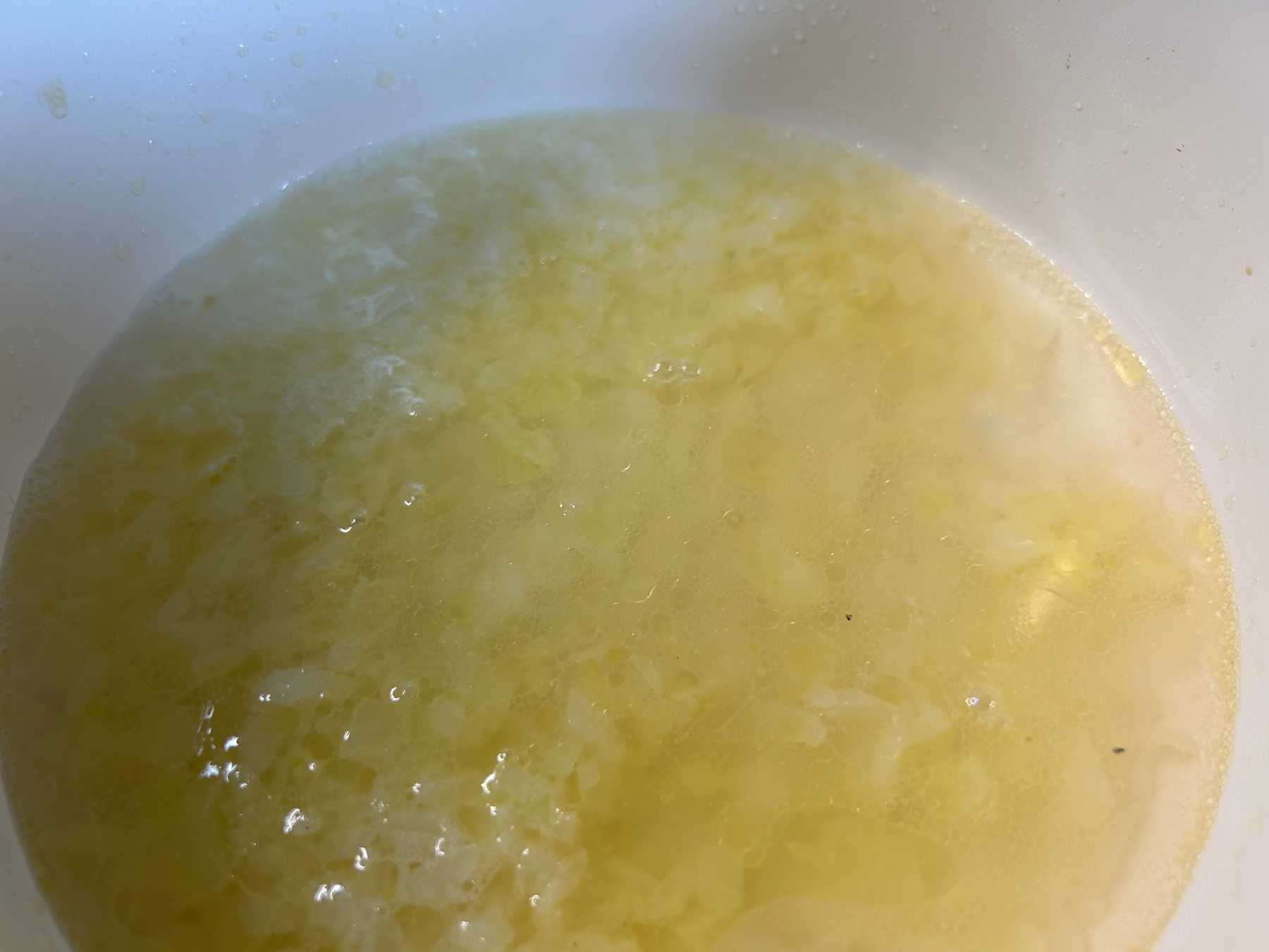 牛モモ肉のロースト　にんじんのアグロドルチェ　ソースロベール　サルサヴェルデの作り方6の画像